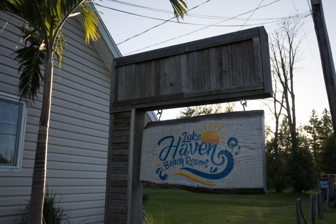Lake Haven Beach Resort Wainfleet Exterior photo